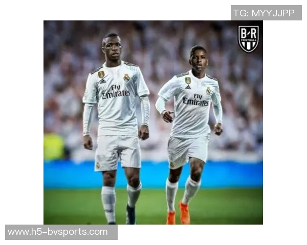 皇马或明夏出售维尼修斯标价不低于25亿引发沙特球队关注 皇马或明夏出售维尼修斯标价不低于25亿引发沙特球队关注