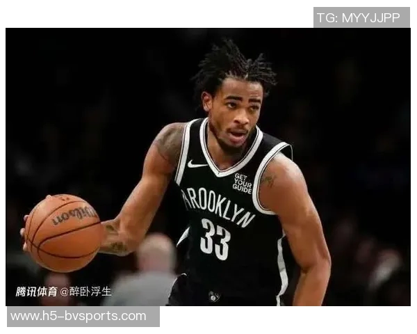 克拉克斯顿今日表现出色11投8中贡献19分7篮板5助攻3盖帽助球队获胜 克拉克斯顿今日表现出色11投8中贡献19分7篮板5助攻3盖帽助球队获胜