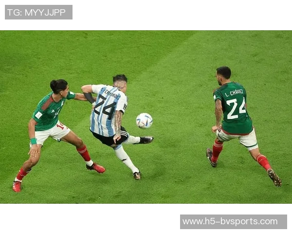 恩佐与罗梅罗重聚国家队兄弟情深共享马黛茶时光