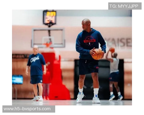 保罗退役引发控卫时代终结讨论2345号位皆可掌控比赛