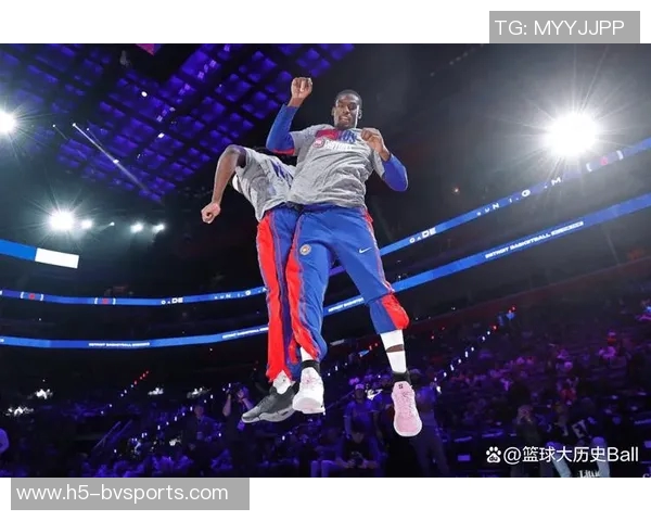 Lowe盛赞杜伦进攻细腻称其绝对具备全明星实力 Lowe盛赞杜伦进攻细腻称其绝对具备全明星实力