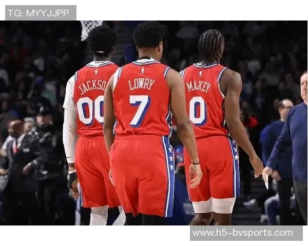 詹姆斯保罗洛瑞三人共同迎来职业生涯第20个赛季创联盟历史新纪录