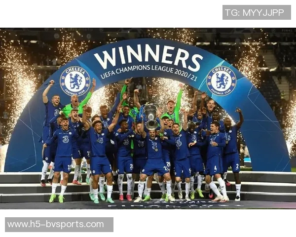 德国裁判茨瓦尔执法切尔西与阿贾克斯对决引发关注