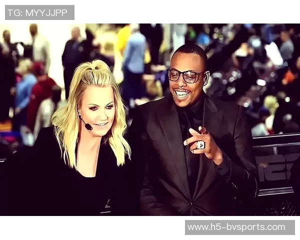 皮尔斯谈个人观点女主持回应信任问题引发热议