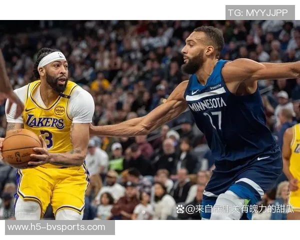 NBA赛前分析湖人客场挑战太阳火箭有望击败魔术快船需警惕森林狼反击